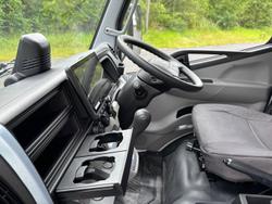 2025 Fuso Canter 515 Pantech White