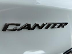 2025 Fuso Canter 515 Pantech White
