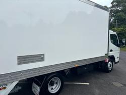 2025 Fuso Canter 515 Pantech White