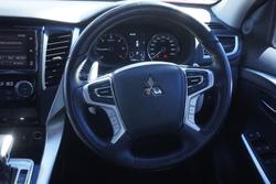 2017 Mitsubishi Pajero Sport GLS