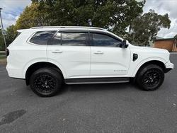 2022 Ford Everest Platinum