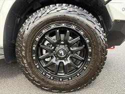 2022 Ford Everest Platinum