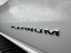 2022 Ford Everest Platinum