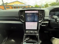 2022 Ford Everest Platinum