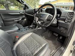 2022 Ford Everest Platinum