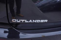 2024 Mitsubishi Outlander Exceed Tourer