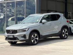 2025 Volvo XC40 Ultra B4 Bright