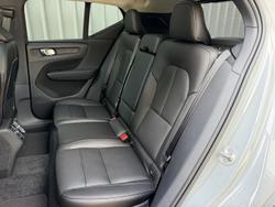2025 Volvo XC40 Ultra B4 Bright