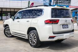 2023 Toyota Landcruiser Sahara ZX