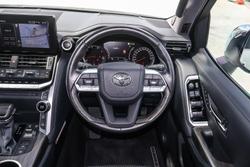 2023 Toyota Landcruiser Sahara ZX