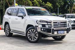 2023 Toyota Landcruiser Sahara ZX