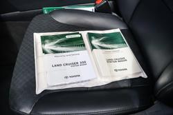 2023 Toyota Landcruiser Sahara ZX