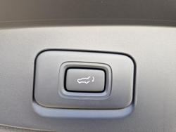 2026 Isuzu MU-X X-TERRAIN