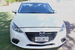 2015 Mazda 3 Neo