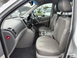 2014 Kia Grand Carnival