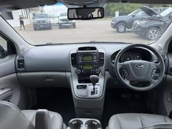 2014 Kia Grand Carnival