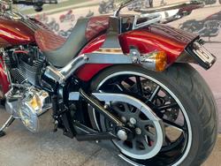 2016 HARLEY-DAVIDSON FXSB SOFTAIL BREAKOUT