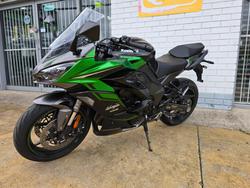 2024 Kawasaki NINJA 1000SX Green