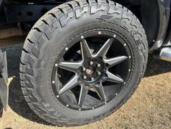 2015 Nissan Navara RX