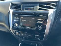 2015 Nissan Navara ST