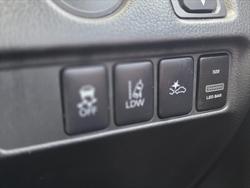 2022 Mitsubishi Triton GLX+