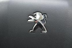 2017 Peugeot 2008 Allure A94 MY17 Bianca White