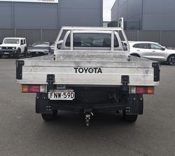 2022 Toyota Hilux SR