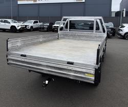 2022 Toyota Hilux SR