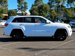 2015 Jeep Grand Cherokee Blackhawk WK MY15 4X4 Dual Range Bright White
