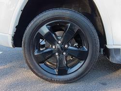 2015 Jeep Grand Cherokee Blackhawk WK MY15 4X4 Dual Range Bright White