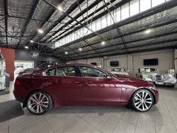 2015 Jaguar XE 25t Portfolio