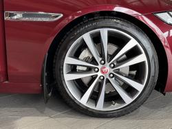 2015 Jaguar XE 25t Portfolio