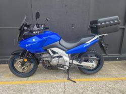 2004 Suzuki DL650 V-STROM BLUE