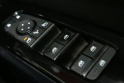 2023 Nissan Pathfinder ST-L