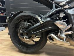 2025 TRIUMPH TRIDENT 660 White