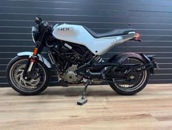 2022 HUSQVARNA VITPILEN 401 White