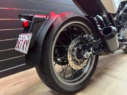 2022 HUSQVARNA VITPILEN 401 White