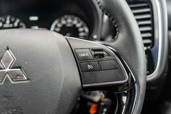 2017 Mitsubishi Outlander LS Safety Pack