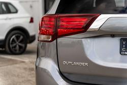 2017 Mitsubishi Outlander LS Safety Pack