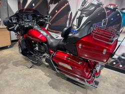 2011 Harley-Davidson Ultra Classic Electra Glide 1690 (FLHTCU) Touring Red