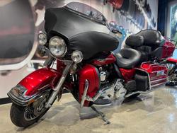 2011 Harley-Davidson Ultra Classic Electra Glide 1690 (FLHTCU) Touring Red