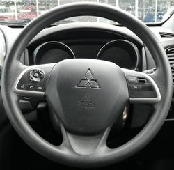 2023 Mitsubishi ASX ES