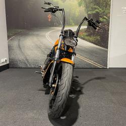 2008 HARLEY-DAVIDSON VRSCAW V-ROD Orange