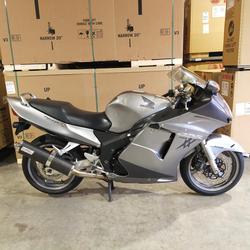 Honda CBR1100 XX Super Blackbird