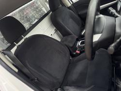 2016 Nissan Navara DX