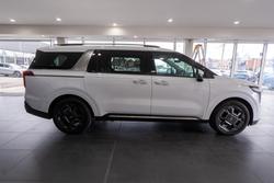 2024 Kia Carnival GT-Line HEV