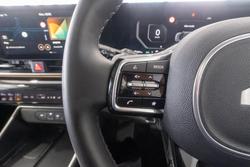 2024 Kia Carnival GT-Line HEV