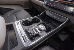 2024 Kia Carnival GT-Line HEV