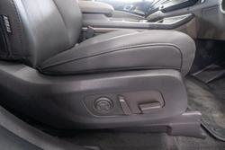 2024 Kia Carnival GT-Line HEV