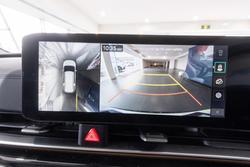 2024 Kia Carnival GT-Line HEV